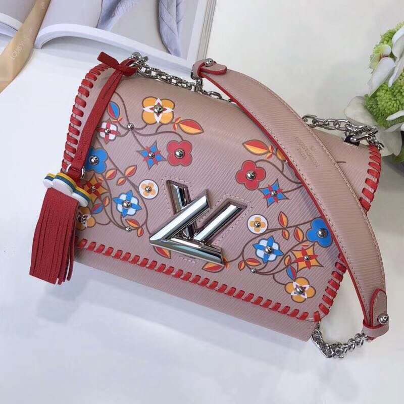 z939760286102_0ba688d39c43a5faf5775cb59990a18e