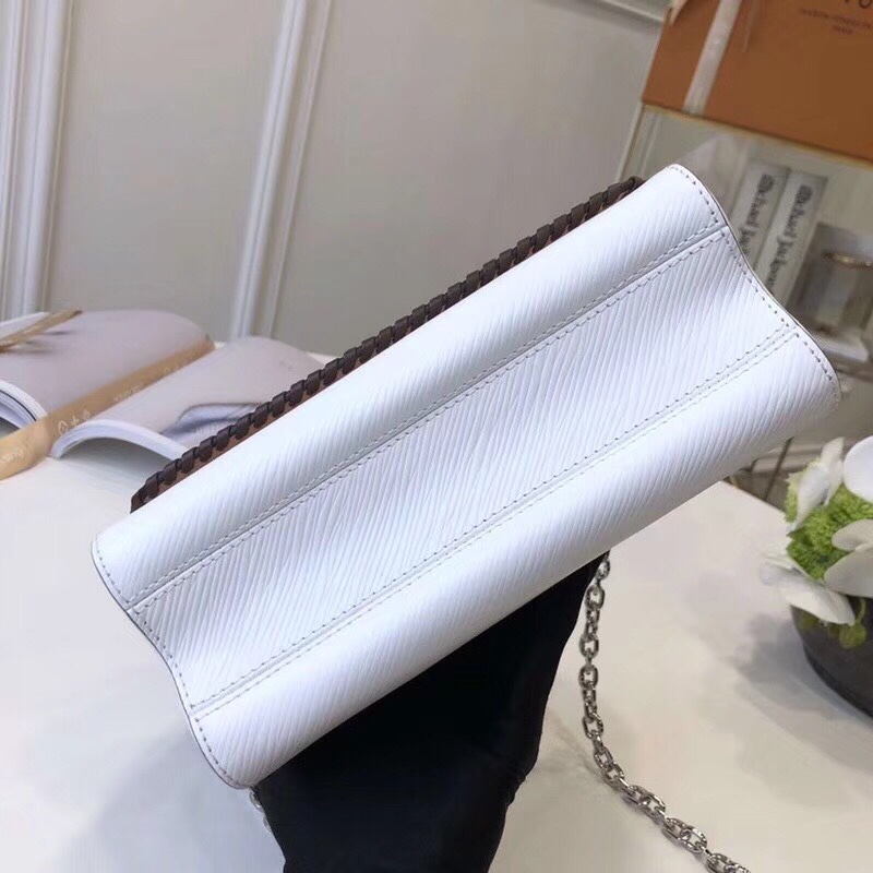 z939760338348_c9d3c5974c0930ccc0df75835ff7b19f