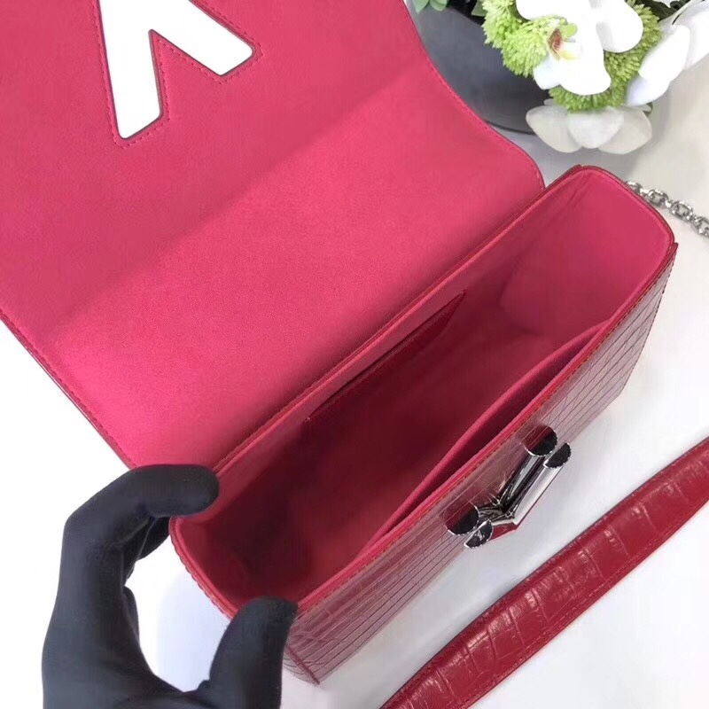 z939760404315_738e49ab56b61727cb447956a4c7a64f