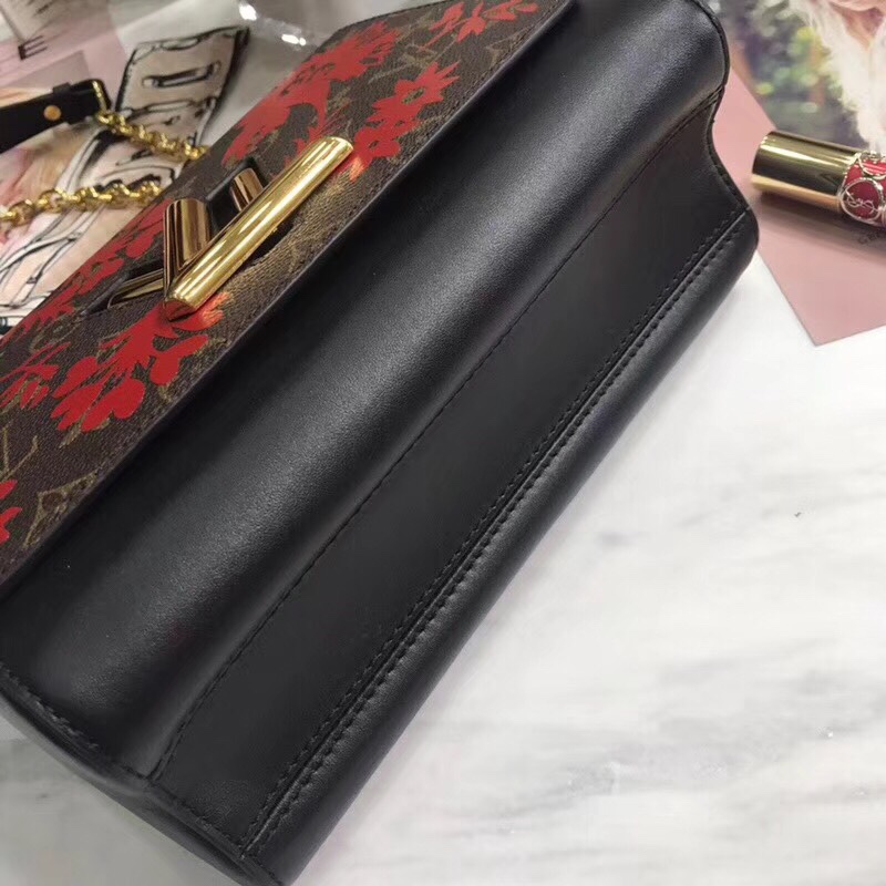 z939765518666_71d56964e44fb99d203622b4dca0d2b8