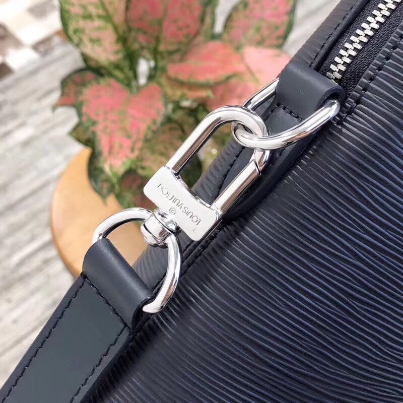 z944341942369_ae3abf8b0cbac59dd4432c1aa9067388