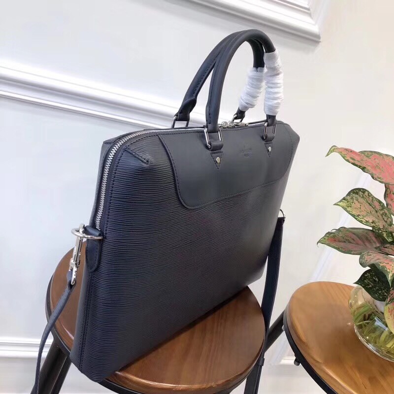 z944341966693_d9cafbfe608c8a311dc12a1fd19eb5d8