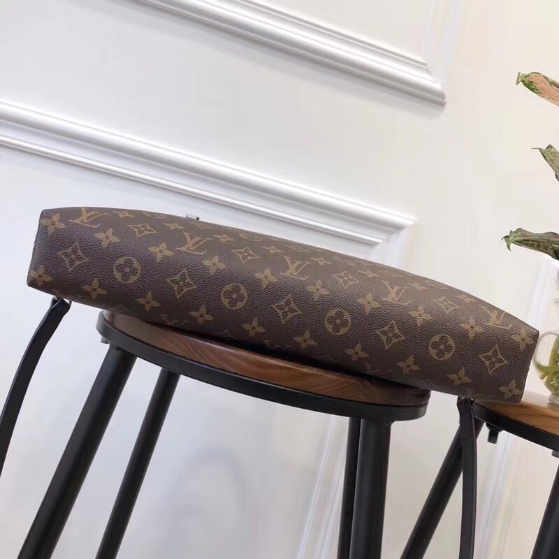 z944342163702_10075c0db201bd31076ed068ac2e00c7