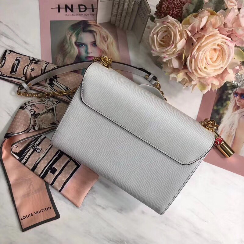 z945141094501_c4416676aabc35d3749b41e6782eb778