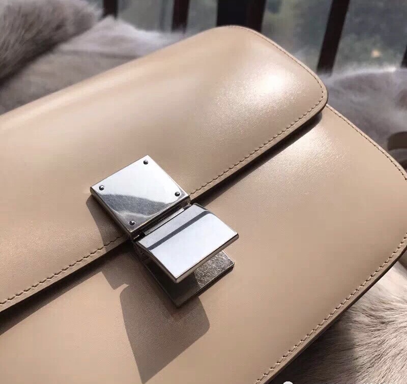 z946186468023_856f31f0a0482955faec26215a4c114d