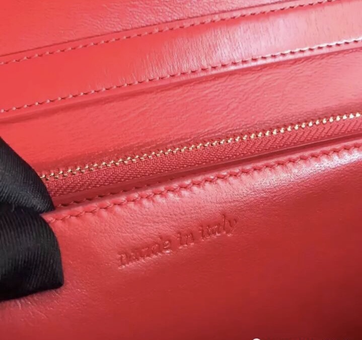 z946186544524_166434a8ad75f51c8a09e46671824843