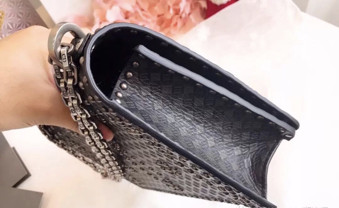 z946186548460_db0e56b087e271d9ac73d731688eadd0