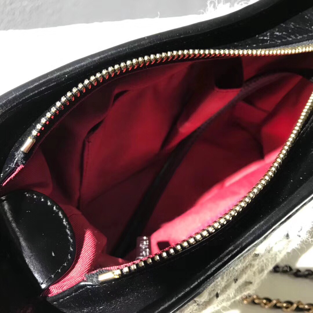 z946848584156_f203b99a7c4a0ec7806e15ccbad6c79b