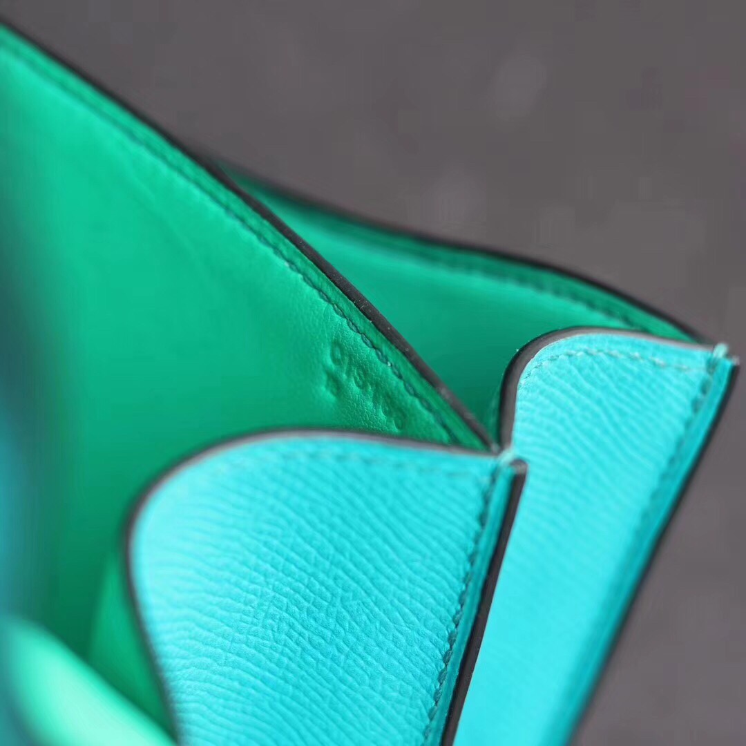 z947780710922_063e2165e2be4d31dcd620984c6069e0