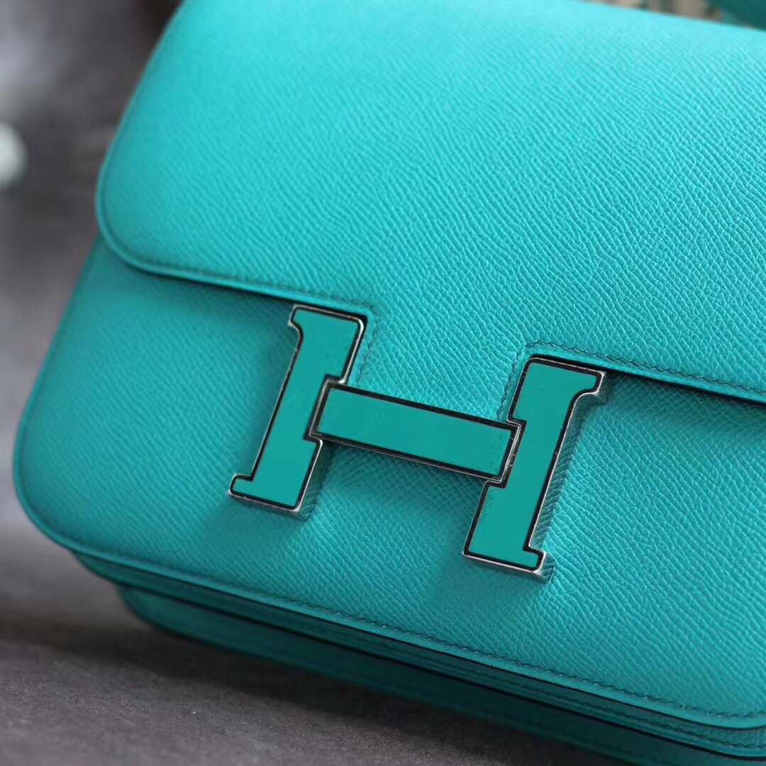 z947780717333_2a737961da8c95a9914688bfc063795a