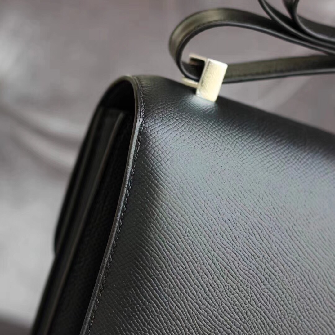 z947780717909_e8aacf17c2dc6df8e106aa2bd5c64904