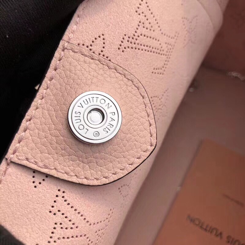 z948050745990_5948131255d8771f48abc06b19e80a05