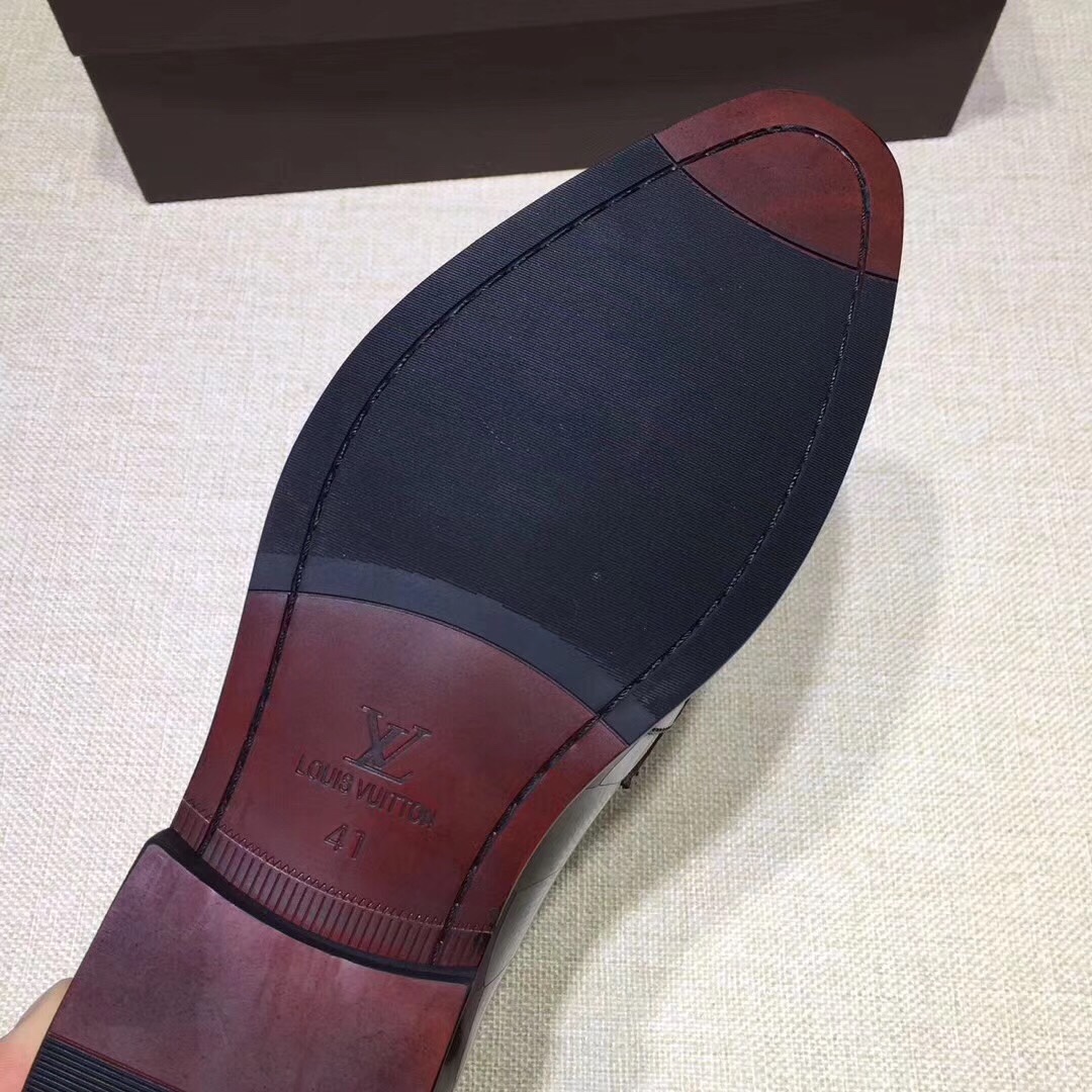 z802167901764_8b0794c88096879ebfd43cdfeeb2eafe