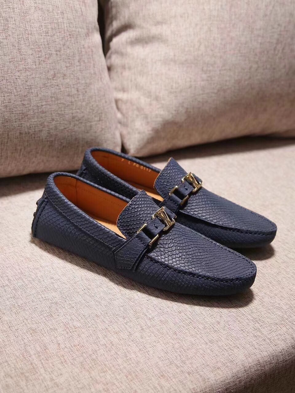 z803057546455_e8e5c758f7d76c88f571070d9d0584fa