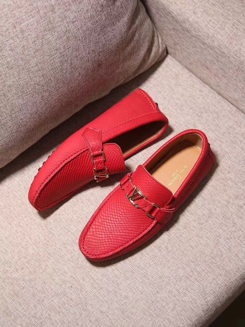 z803057631956_5ee46a4450f806f63e2699b330da369a