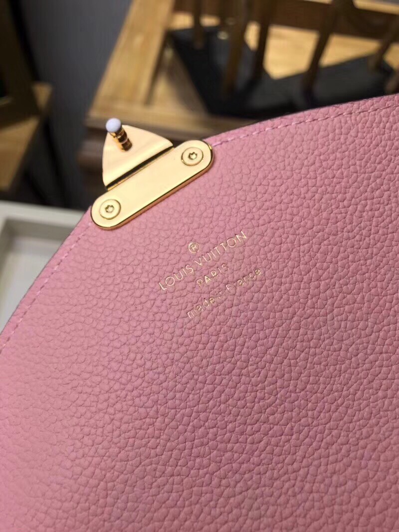 z949762004873_ae50077d473232c4df5dacd29020391e