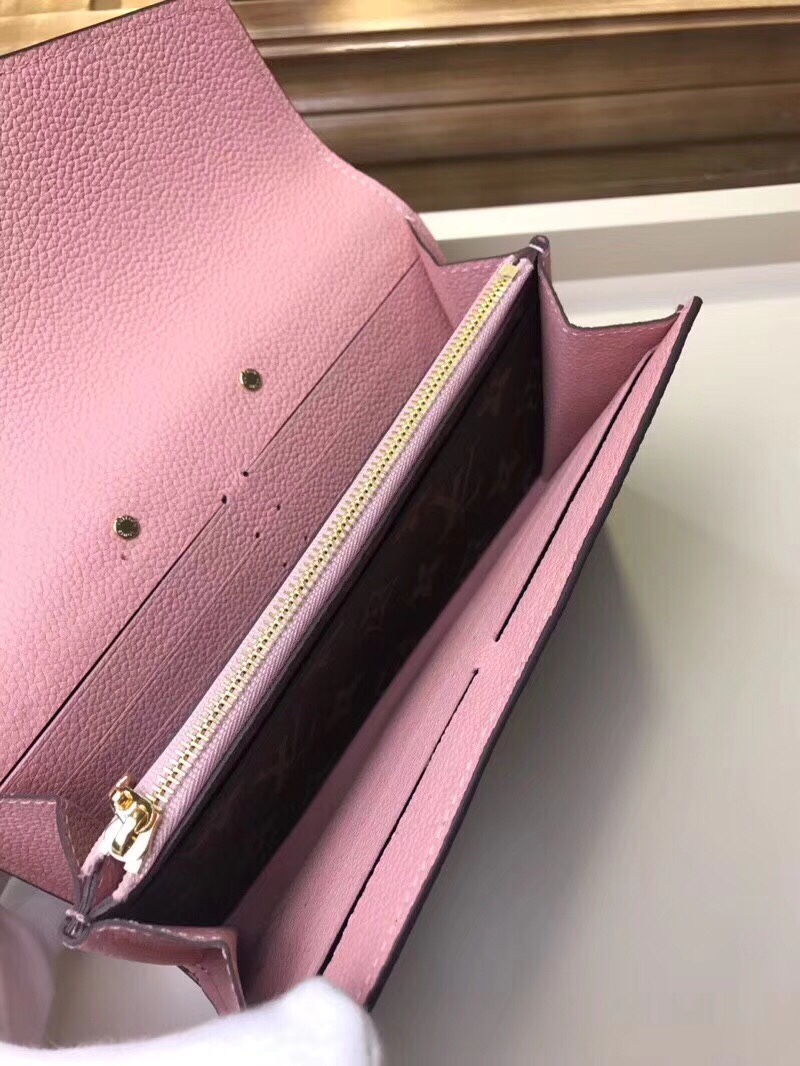 z949762005857_ba9d4b6db935ca5e7927957843611d8a