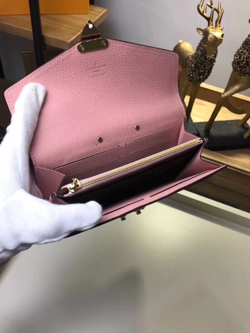 z949762094255_b56aebc274c75d97b72a646bce302d7e