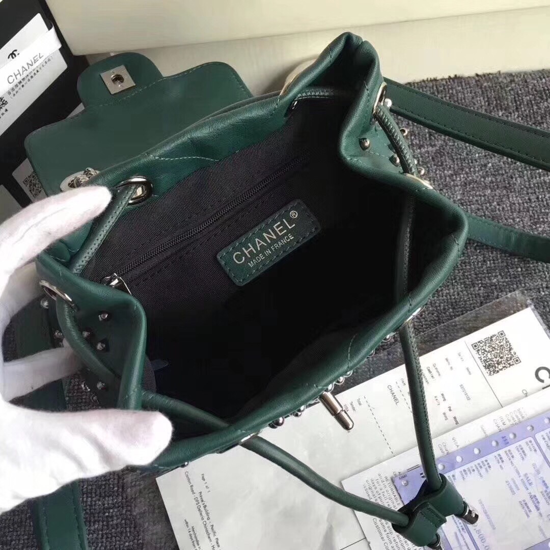 z848657683610_98ae0479e34776c2582c98caa17c2033