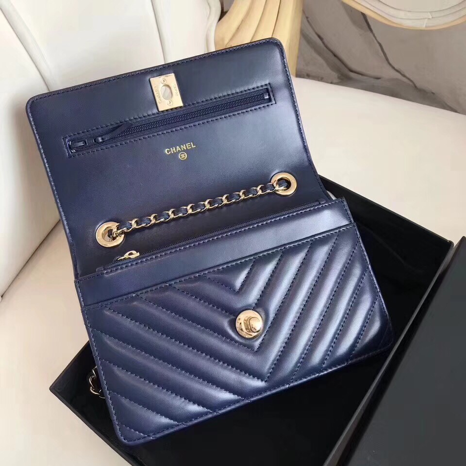 z950738450812_dac7bd4b66f47c1a2deb50eceb079c3f