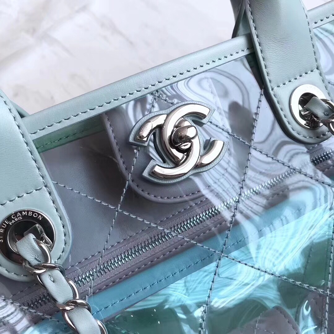 z950739735131_6bb786b0f4bd21063de51e5d86281986