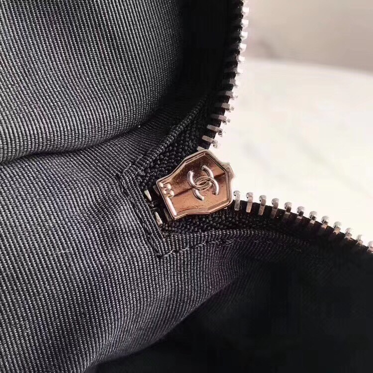 z950739780251_5ec21d21a8cb4c2353b54bde9ad3cb48