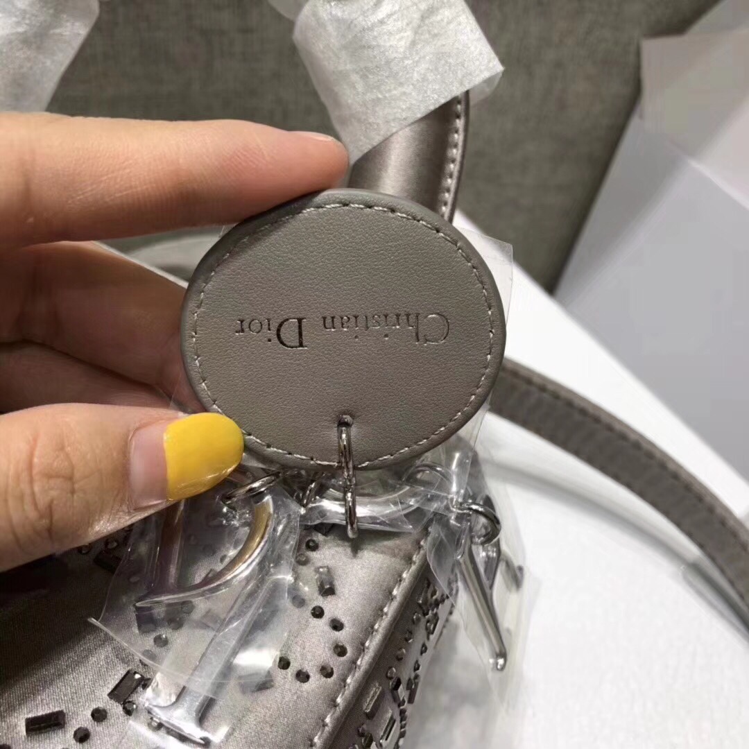 z952765260051_3b888291c0ae3893faa1f20430e2ac33