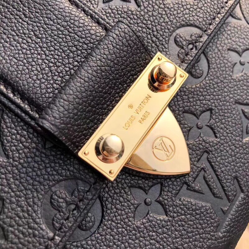 z954475038010_bcf1366dfef63e36df8ec7e7388d0573