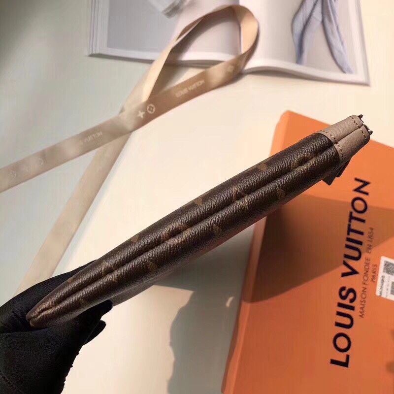 z954475281267_e270ae2349b5462d7b5edfdefd669d1a