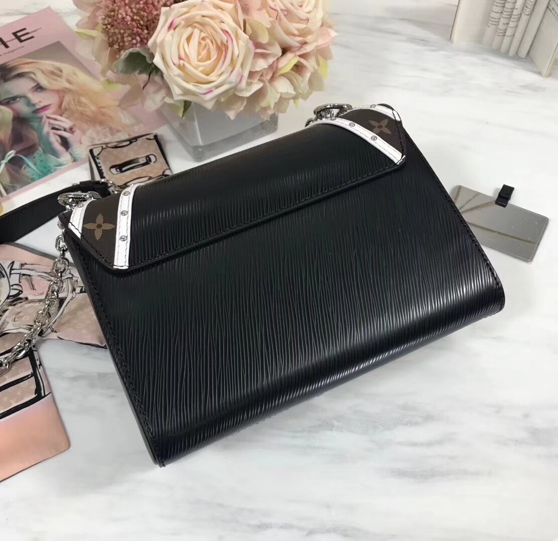 z955508921158_84c52fe1602c1163ccea85965bd630cf