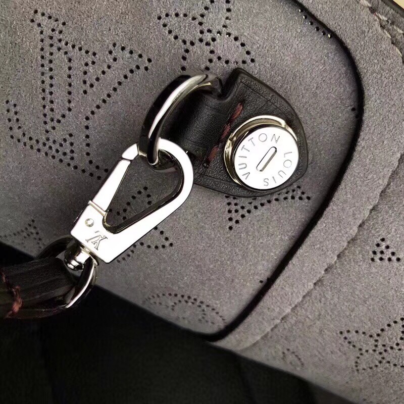 z956460077341_fc802d312c5a185f24bd2783c8509ebe