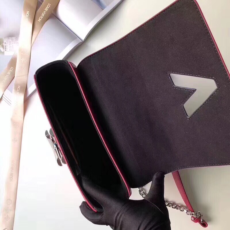 z956460080488_49dfbe0a46fccd624e2f177d7740ad92