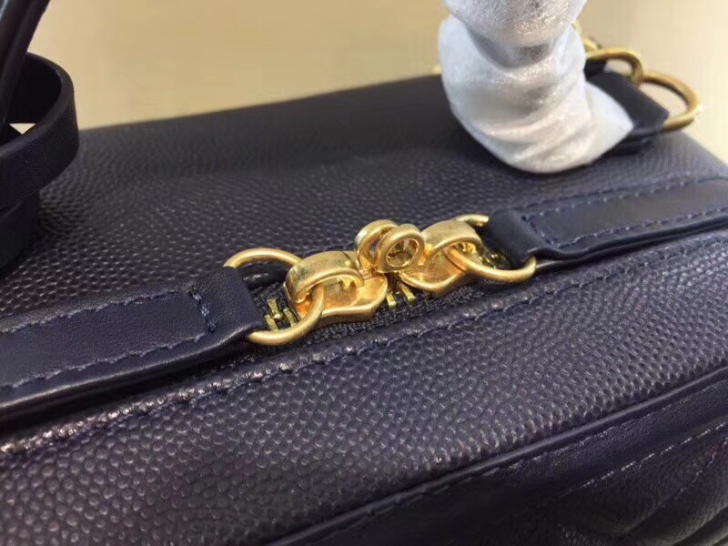 z964785609021_63f56233ad18f3e13b5b08e67ff01a56