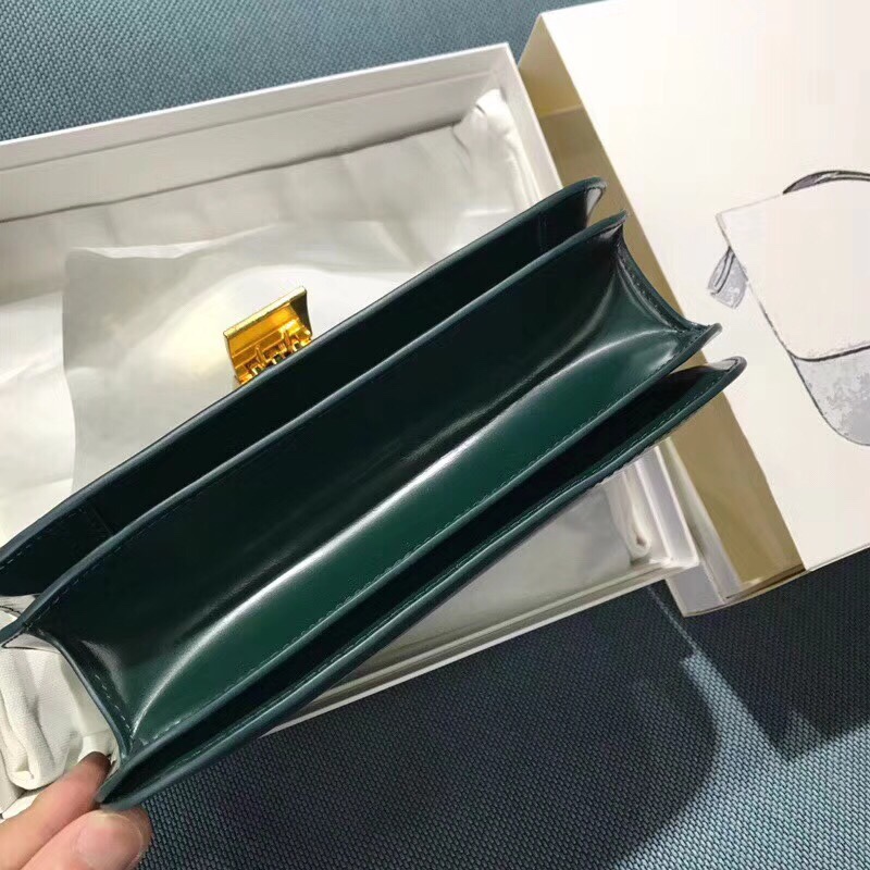 z956460115629_81111c86b9713cbe2844968c0f2afc39