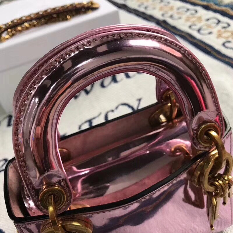 z957500182624_27723eb9c676abef0ae3beefb32359c4