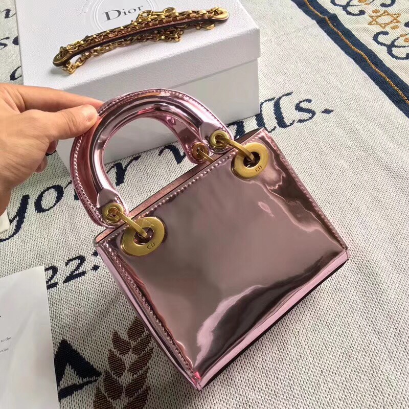 z957500184328_0d497c6bcf3c0e2143d88f2bc9158fae