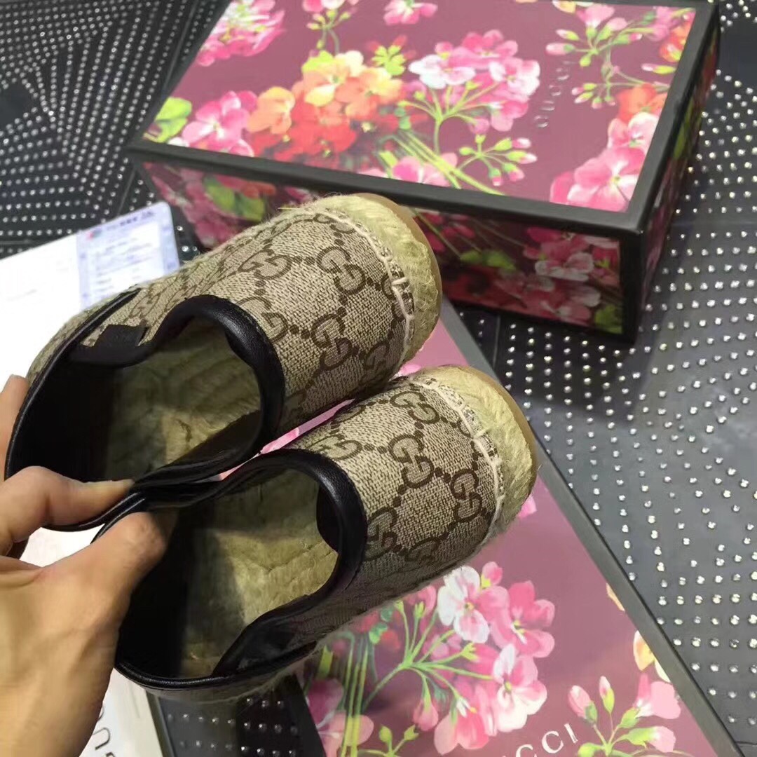 z1010178400768_c13e1dfa5284ea750cb7f071e4d6f879