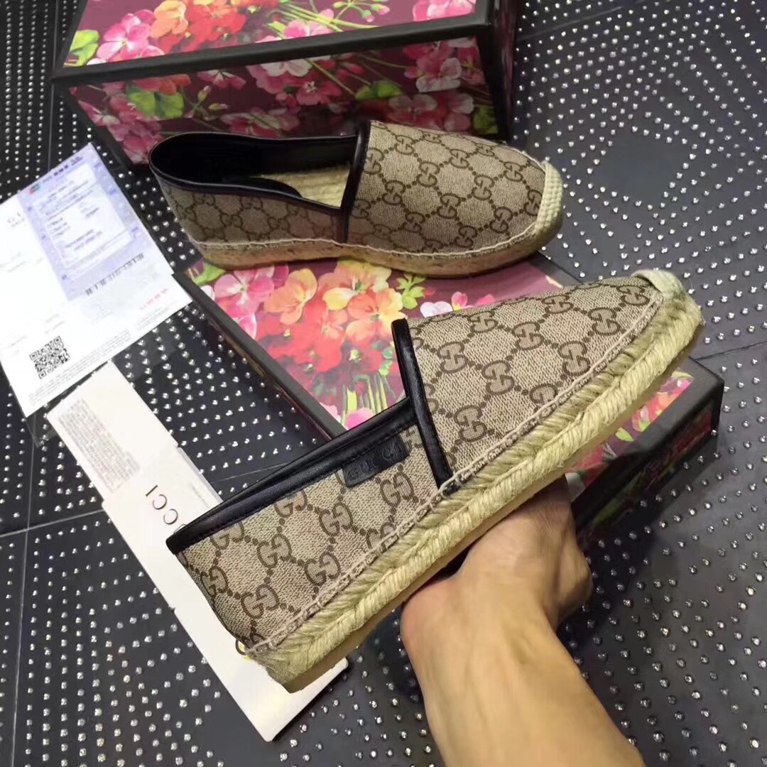 z1010178410039_0611e49427a7806fa1d197347a434745