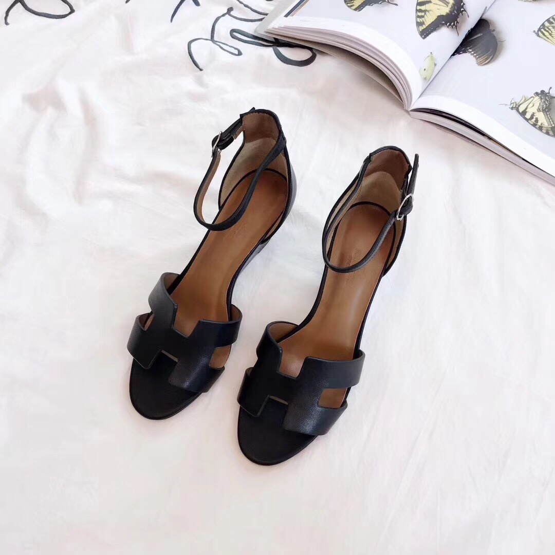 z1012389854658_07b056d5d794f6b7292ccc36f7b3a368