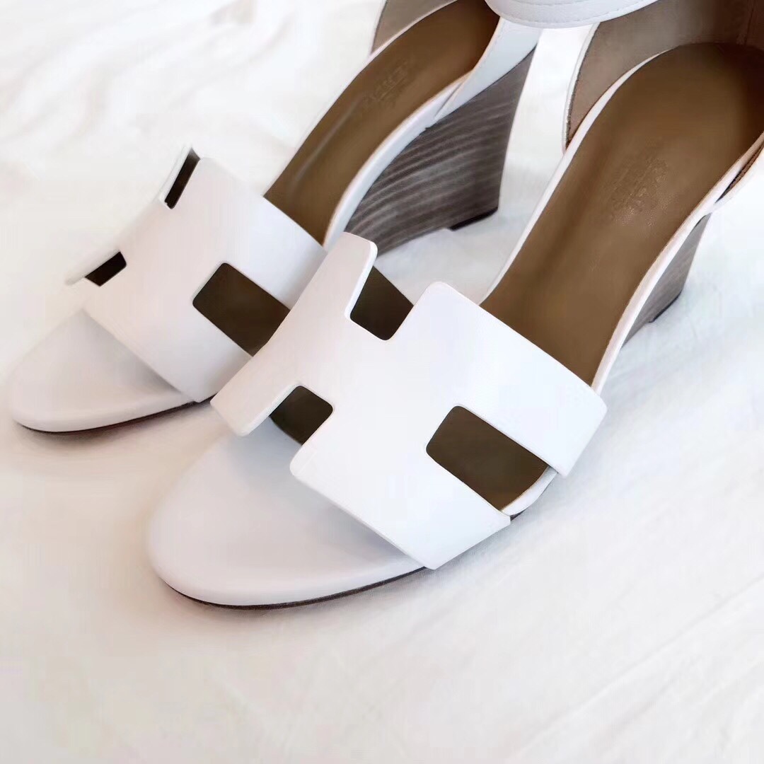 z1012389863268_4c7922e2cce041debcf813bb6ddf5894