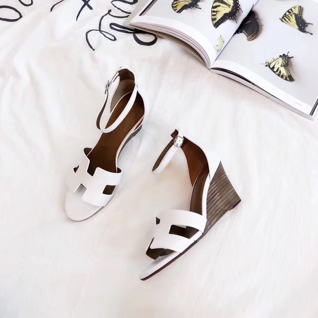 z1012389866441_a1d5053af1761559978b2e3fc1be0867