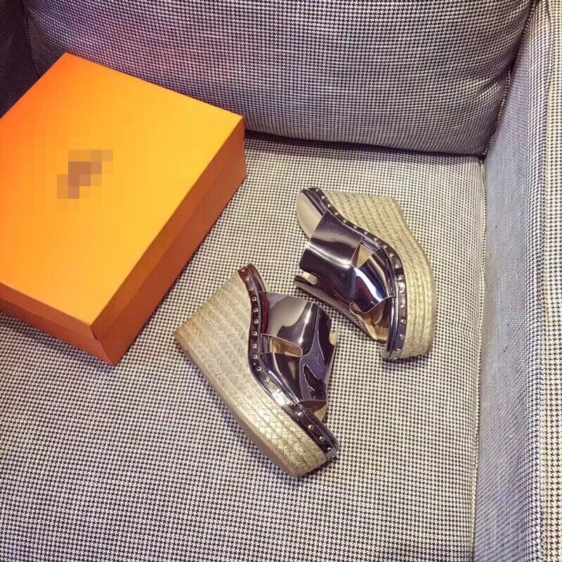 z1012513861955_4bc3f81dd3d9c2d724fec3036c3e5462