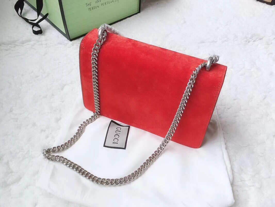 z952765249647_23def2a435ded433935e0c0d0332beb0