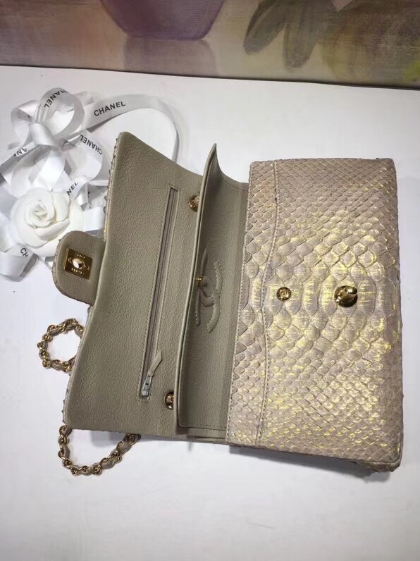 z1052373699807_0ff8a47181a6f26a9436f6b677c99ca6