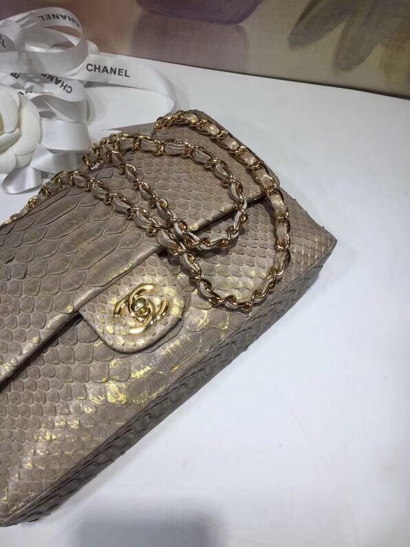 z1052373701717_72e73633015b215ad16a2bcf3d3b6310