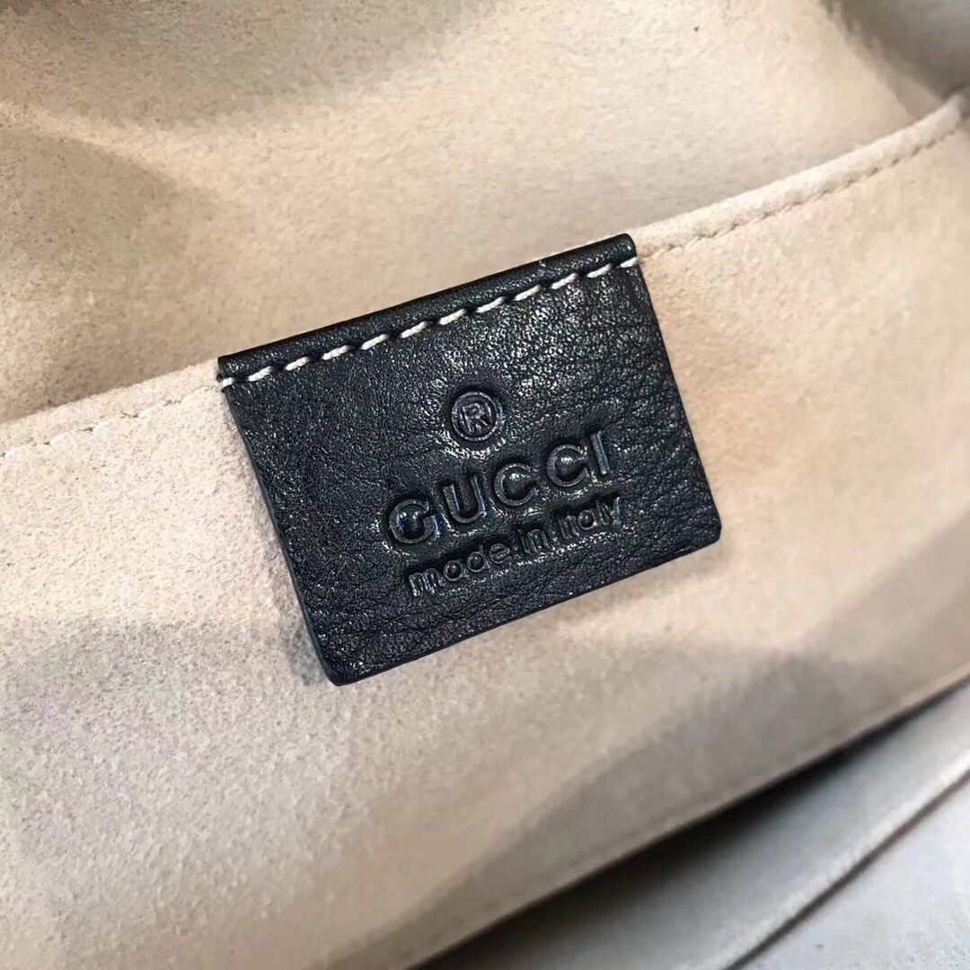 z1055328032289_b8c8482e29c5971e7a1cd69ba40879cc