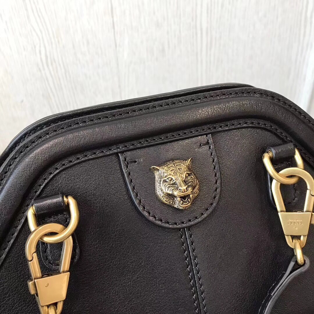 z1055328052084_124a600768a61f2ecea6af7cf0708465