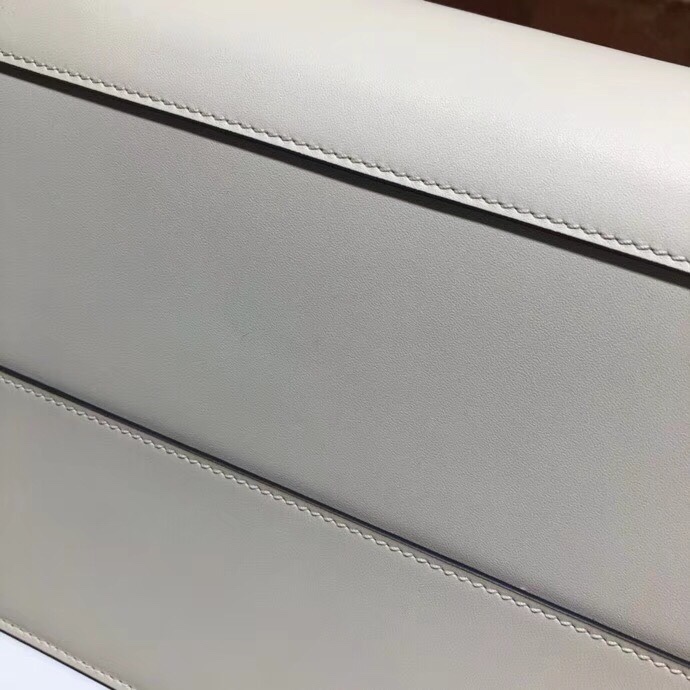 z1056428587526_77e8b24d5ccea2bfd0ada6fbcc7770d1