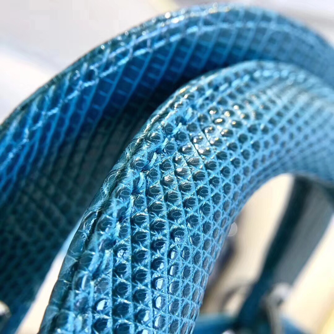 z1063553273959_fcf168c63b650d3caada7cfec3599e9c