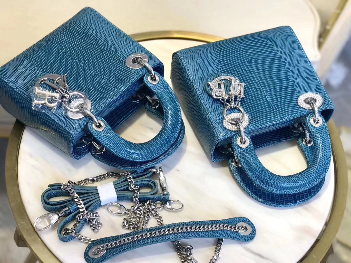 z1063553319176_826ec61888d6912b9ca416fab72eeee8